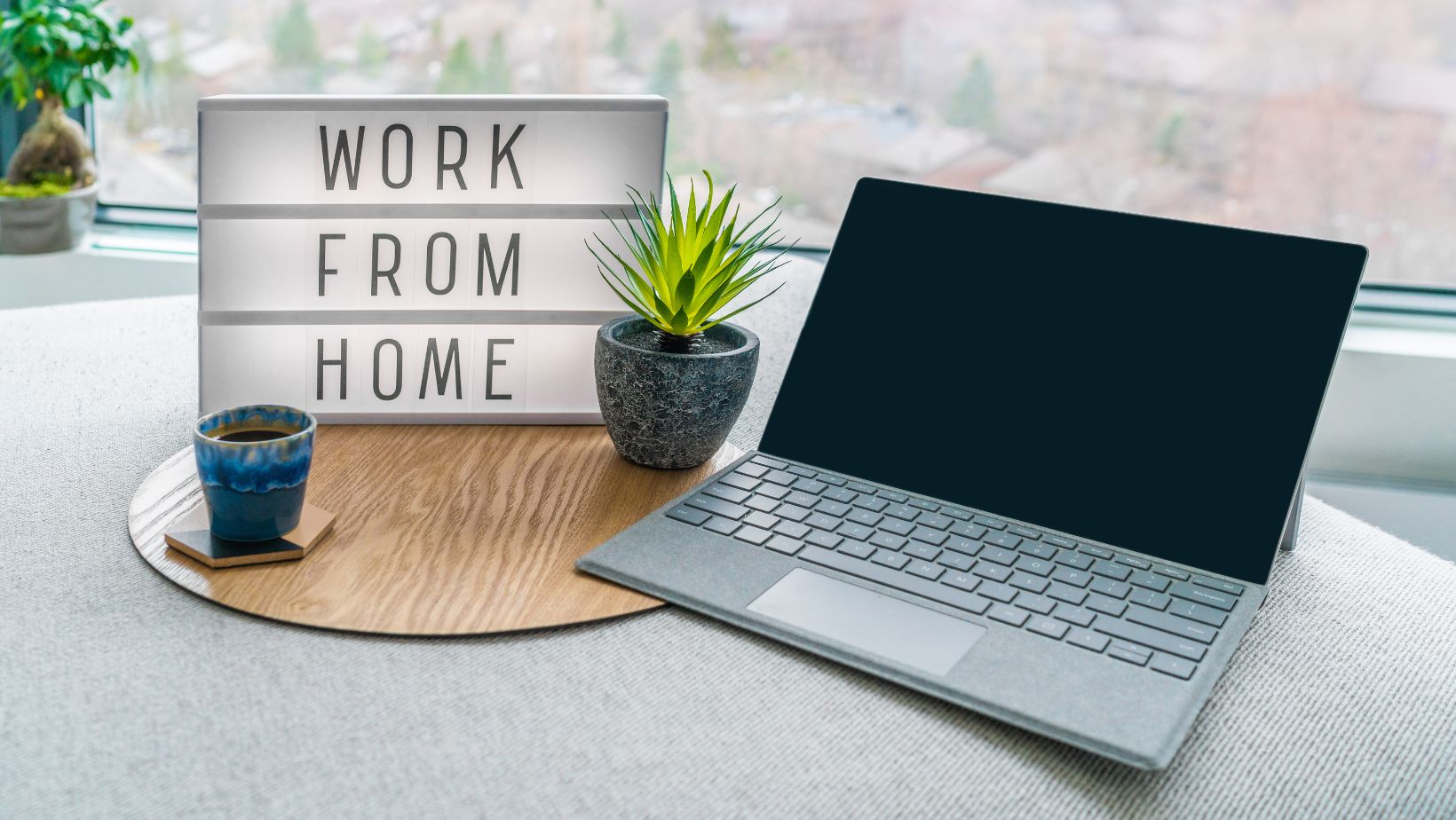 Work From Home Jobs That Don't Require a High School Diploma or GED